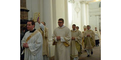 Aussendung der Sternsinger im Hohen Dom zu Fulda (Foto: Karl-Franz Thiede)